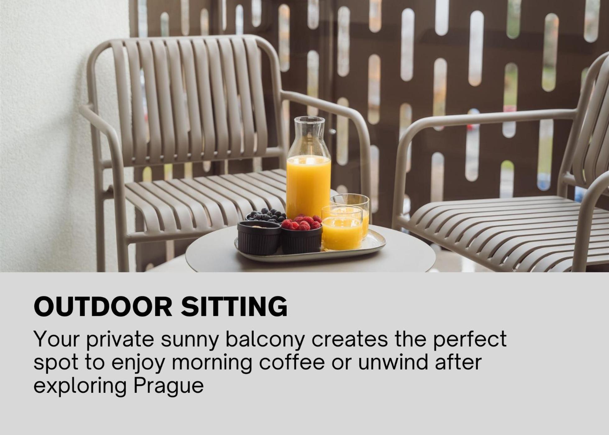 Luxury Sunny Home - Garage Parking, Metro, Balcony, Ps5 With Games Prága Kültér fotó